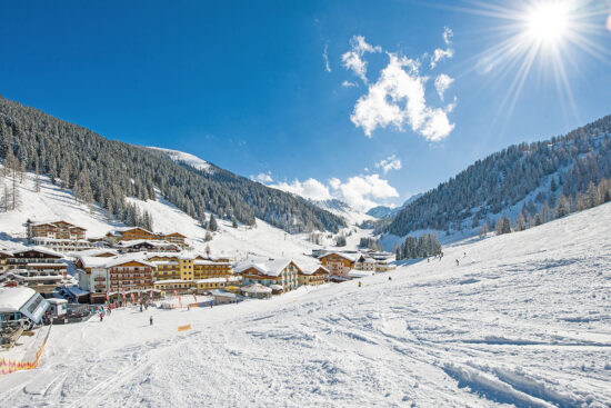 Erwachsenen-Skikurse – Anfänger & Fortgeschrittene – Schischule Top Alpin in Altenmarkt-Zauchensee, Ski amadé